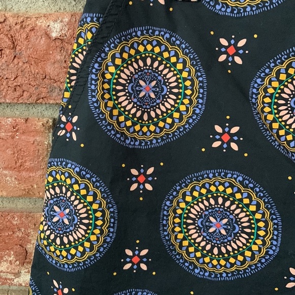 Maeve Black Medallion High Rise Shorts - Picture 6 of 11